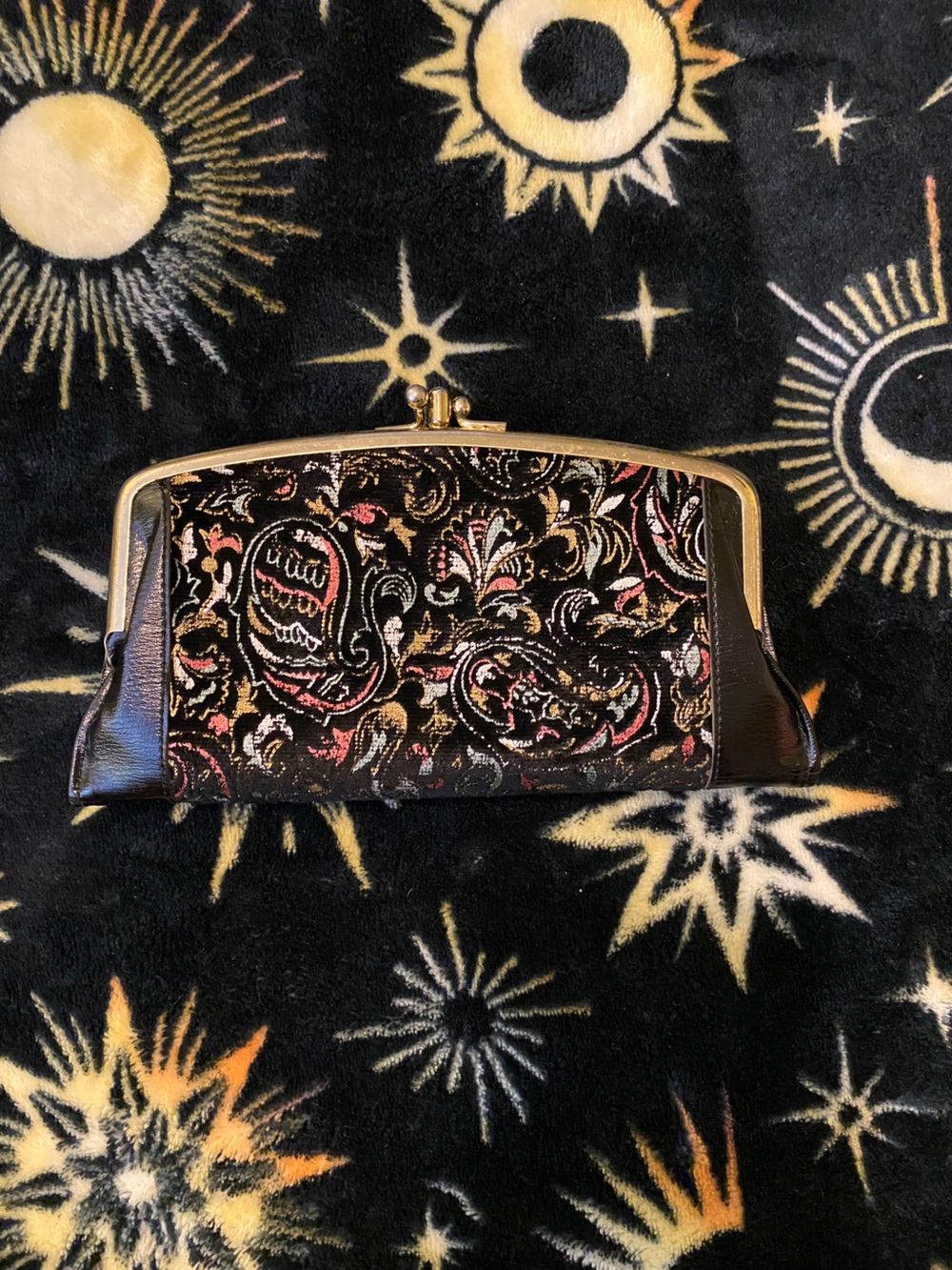 Elegant Black Tapestry Frame Clutch with Gold Accents